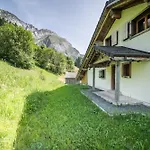 Le Perray Alpine Alpesi faház