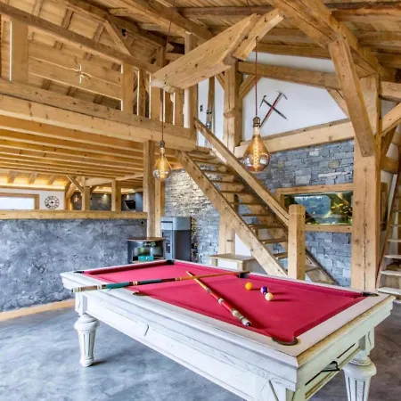 Chalet Familial Le Perray Alpine Lodge, Panoramic View *