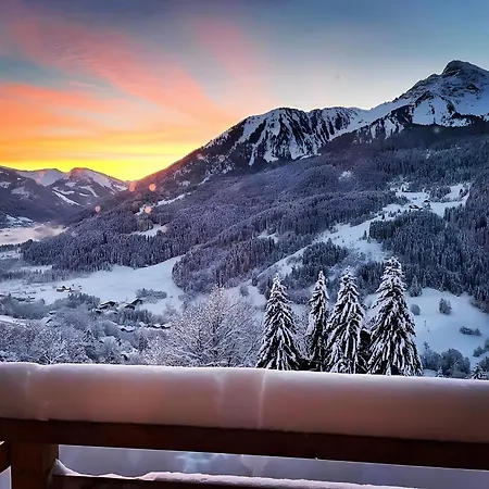 Chalet Familial Le Perray Alpine Lodge, Panoramic View Abondance