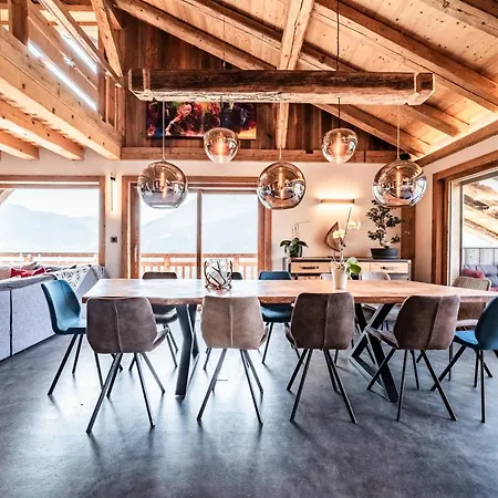 Familial Le Perray Alpine Lodge, Panoramic View Chalet *