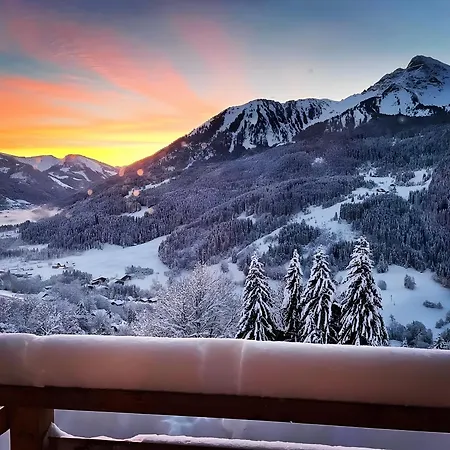 Le Perray Alpine Chalet *